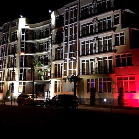 Hotel Diana 코불레티 외부 사진